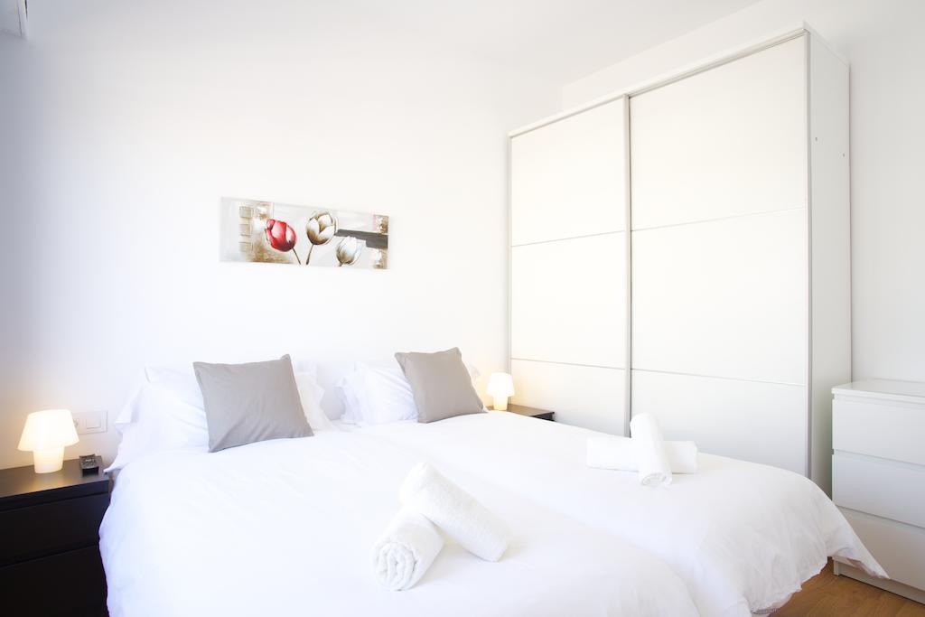 Attic Bcn Central Terrace Barcelona Room photo