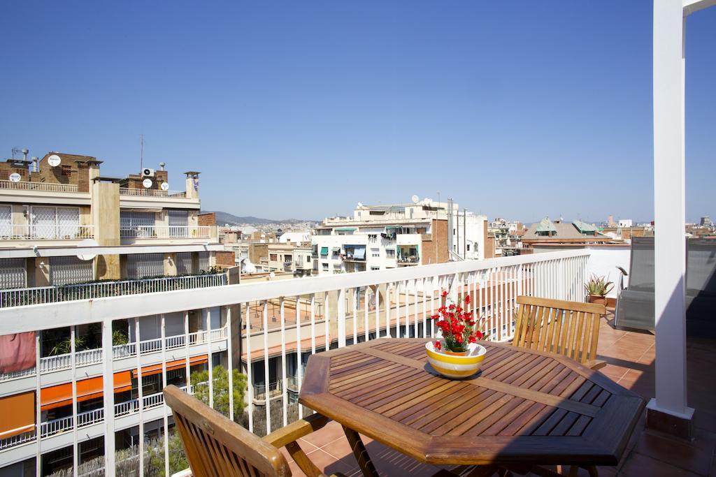Attic Bcn Central Terrace Barcelona Room photo